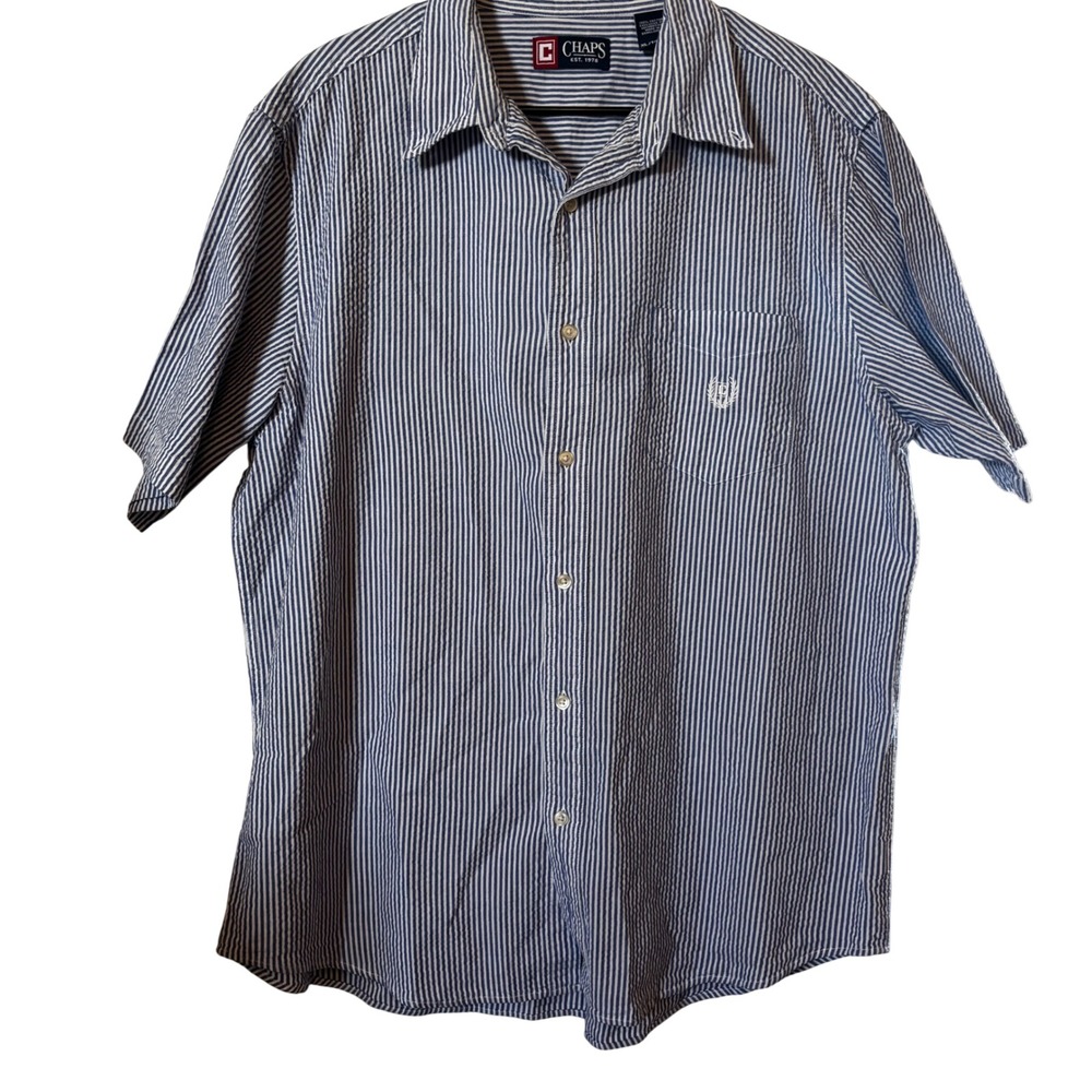 Chaps Men's Seersucker Shirt XL Blue White Striped Button‎ Down Short Sleeve